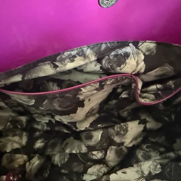 Ted Baker Fuchsia Glossy Shoulder Bag - Picture 7 of 14